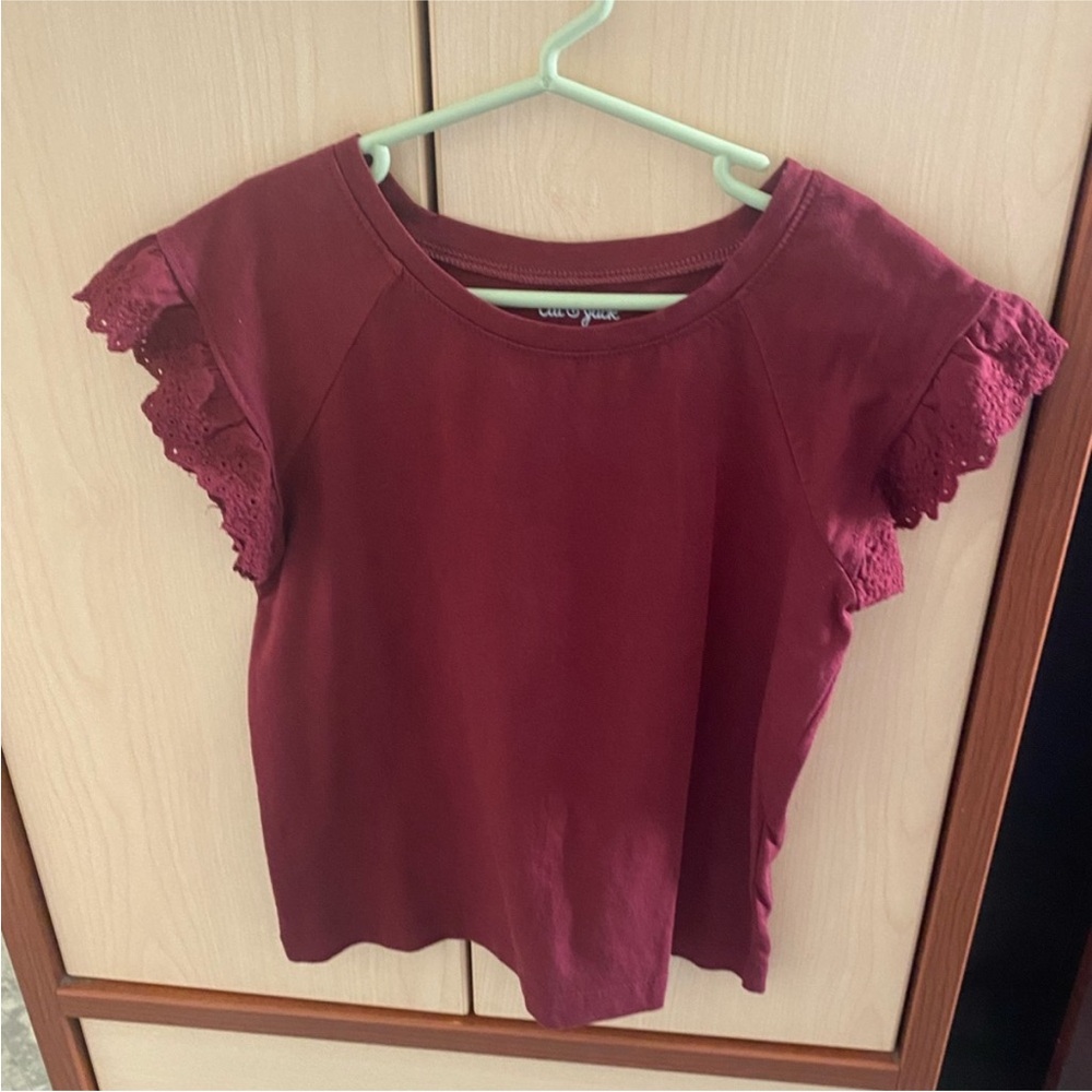 Cat & Jack Girls Burgundy Eyelet Flutter Sleeve Top Size M 7/8